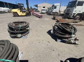 Quantity of Rubber Hoses - picture0' - Click to enlarge