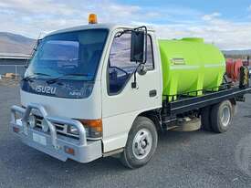Isuzu N-series - picture1' - Click to enlarge