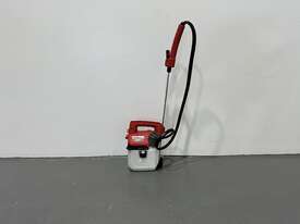 Milwaukee cordless handheld sprayer - picture2' - Click to enlarge