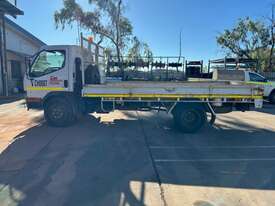 1999 Mitsubishi Canter 500/600 Table Top - picture2' - Click to enlarge