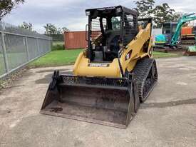 Caterpillar 257B Track Skid Steer Loader  - picture0' - Click to enlarge