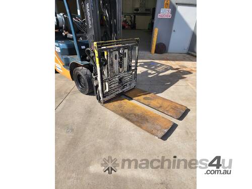 Forklift Cascade Push Pull Attachment 