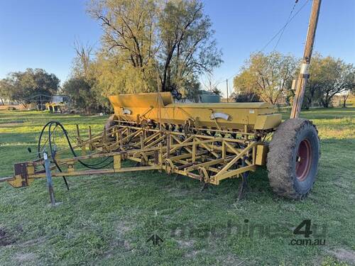 GYRAL TX 19 Run Combine PLANTER 