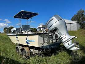 Runabout Thresher 5.5 Boat & Trailer - picture2' - Click to enlarge
