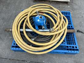 Grundomat 65 Crownhead, Lubricator & Air Hose - picture1' - Click to enlarge