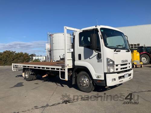 2012 Isuzu FRR 500A Table Top