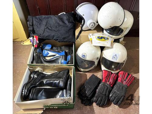 QTY X 2 BAXTER MOTORCYCLE BOOTS ETC