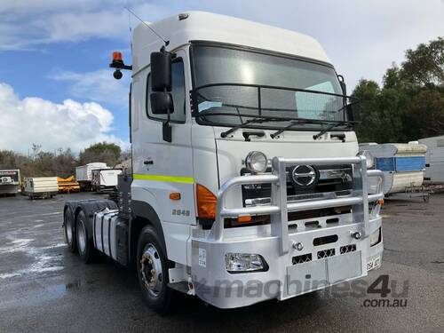 2010 Hino 700 Series 2848 Prime Mover Sleeper Cab