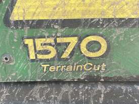 2017 John Deere 1570 Terrain Cut Front Mower - picture0' - Click to enlarge