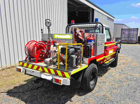 Toyota Landcruiser Fire Vehicle - picture2' - Click to enlarge