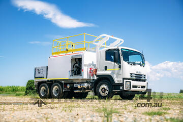 Isuzu FVZ 260-300 Service Body Truck