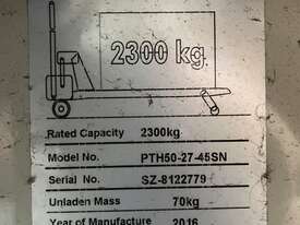 Crown Pallet Jack - picture2' - Click to enlarge