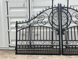 Unused 14FT Iron Gates Swirl Design - picture0' - Click to enlarge