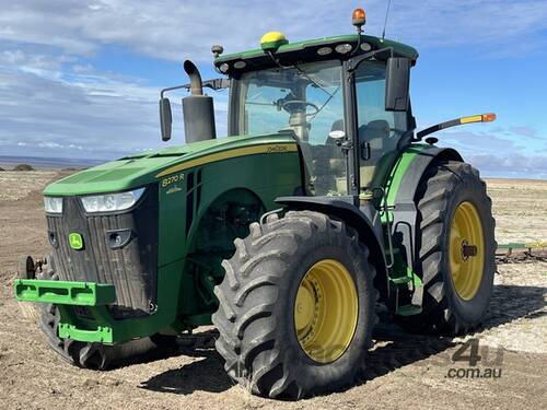 2019 John Deere 8270R Row Crop Tractors