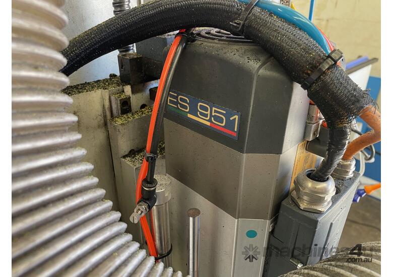 caption CNC Router 1325 Jinan Firm