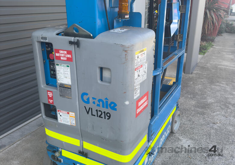 2015 Used Genie GRC12 Vertical Lift image 3