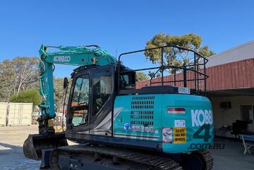 Kobelco SK140LC-11 Excavator for sale