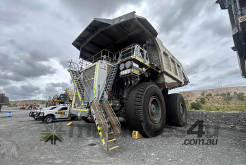 2011 Liebherr T282C Rigid Dump Truck HT051 2011 Liebherr T282C Rigid Dump Truck HT051