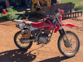 CRF 230F - picture0' - Click to enlarge