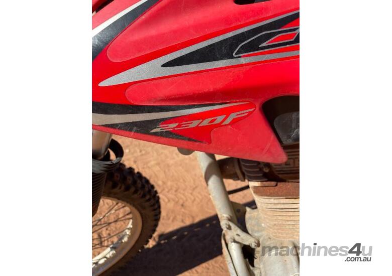 caption CRF 230F