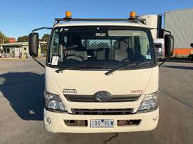 2015 Hino 300 716 Crew Cab Table Top - picture1' - Click to enlarge