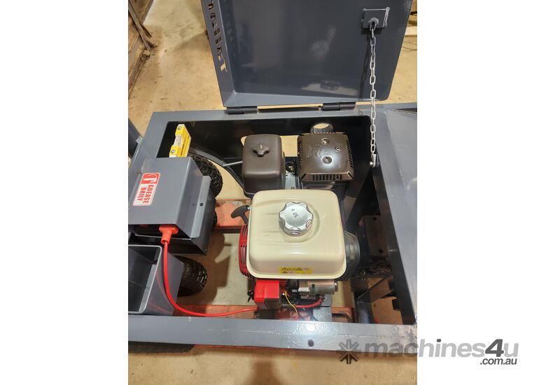 caption Kerb and channel Machine