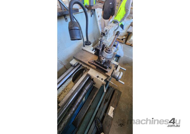 caption HAFCO AL-336D Lathe