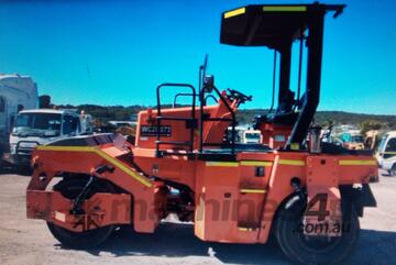 Sakai GW750-2 multi tyred roller , ex main roads NSW , 4,400 hrs , Sakai GW750-2 multi tyred roller , ex main roads NSW , 4,400 hrs ,