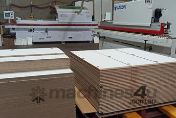 EOFY Sale: Aaron AU45D - Automatic 45 Bevelled Shark Nose Edgebander