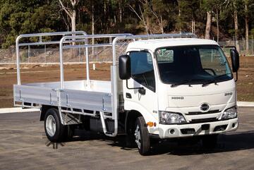 2024 Hino 300 STD Cab Auto Alloy Tray