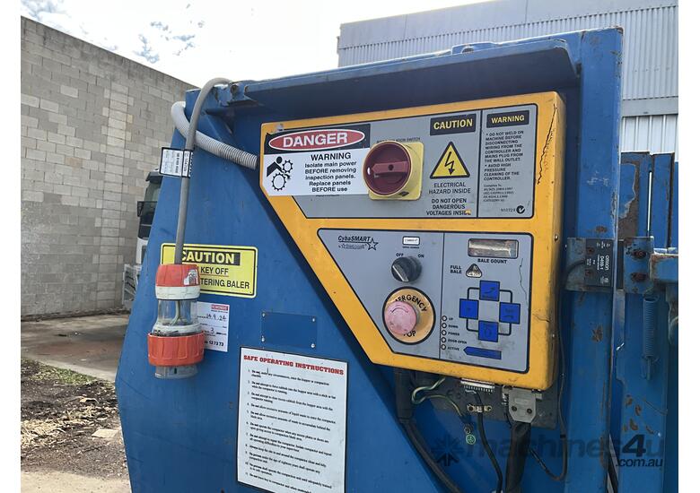 2006 3 Phase Autobaler