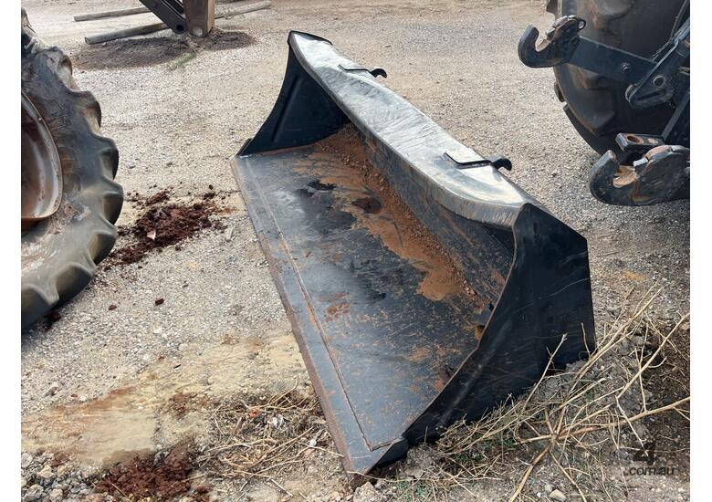caption Deutz-Fahr Agrotron 6155 Tractor / Loader