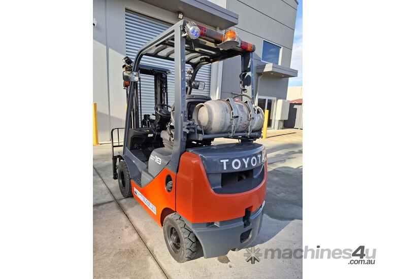 Wollongong Forklift: 2020 Toyota 1.8T LPG, 3-stage container mast, 4.3m lift!
