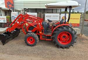 KIOTI DK5820 WITH LOADER AND 4 IN 1