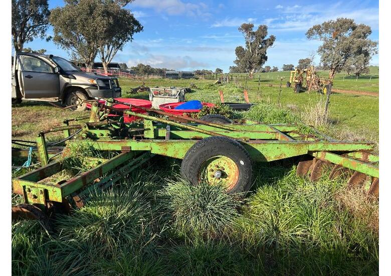 caption Rawling 36 plate offset disc plough