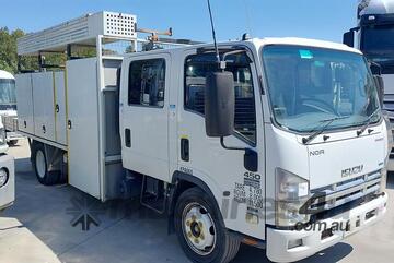 Isuzu   NQR450