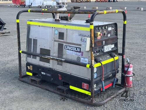 caption LINCOLN VANTAGE 575 DIESEL WELDER