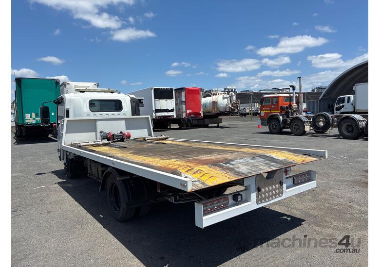 caption 2017 Isuzu NPR Tilt Tray