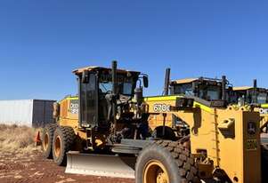 John Deere   670G Motor Graders
