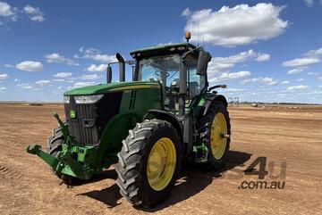 John Deere 2018   7230R TRACTOR
