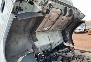 Isuzu 2006   NPR 400 Pantech