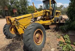 John Deere Road Grader