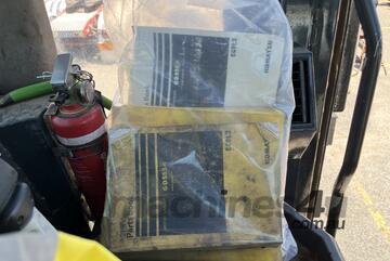 Komatsu   GD555-5