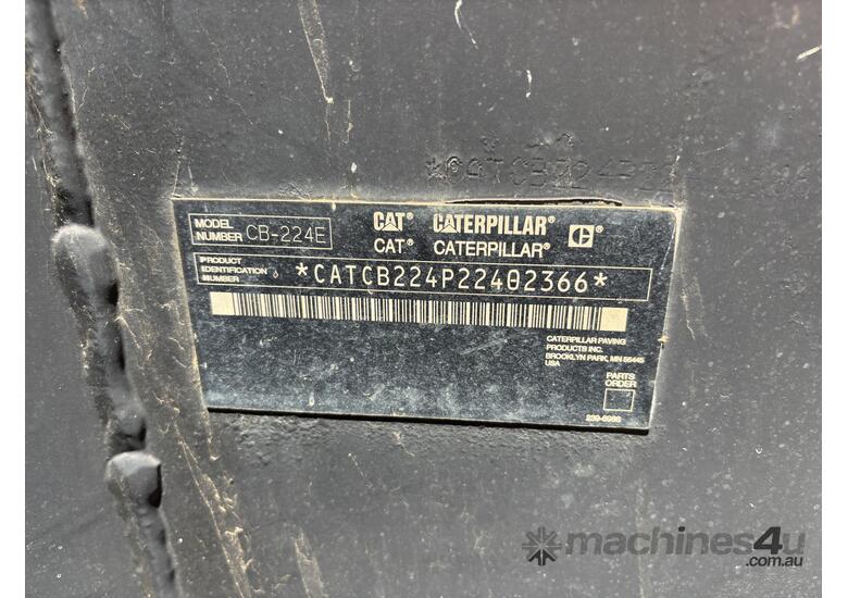 Caterpillar CB-224E Vibratory Smooth Drum Roller