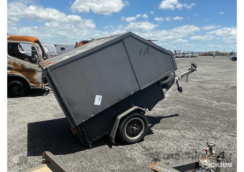 1980 Homemade 00TRLR Single Axle Enclosed Box Trailer