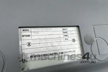 2015 Mitsubishi Fuso Canter 615 7/800 Tray Top