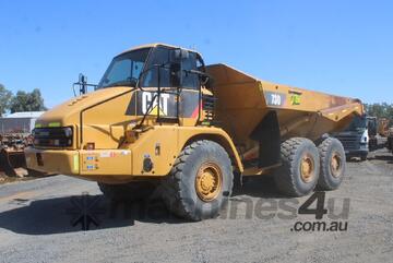 Caterpillar 2006   730