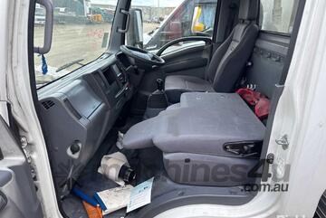 2015 Isuzu NLR 45-150 Refrigerated Pantech