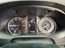 2023 Toyota Hilux SR5 Dual Cab Ute 4x4 (Diesel) (Automatic) - picture0' - Click to enlarge