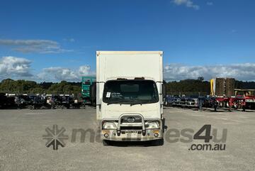 Hino 2012   300 616 Pantech